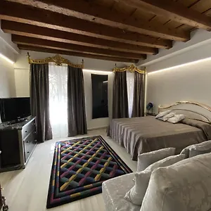 Ln Homes - San Marco Canal View Venice