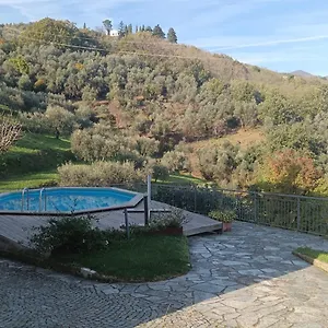 Casina In Pietra Pistoia